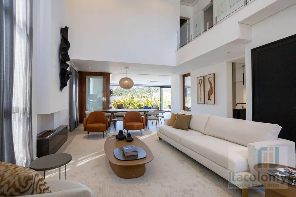 Foto 3 de Casa de Condomínio com 4 quartos à venda, 420m2 em Tamboré, Santana De Parnaiba - SP