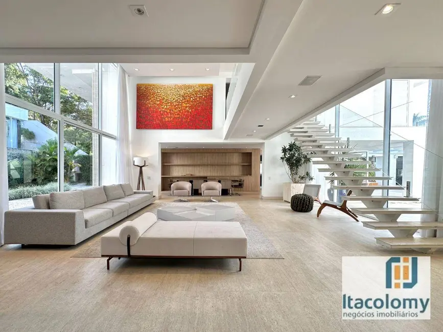 Foto 4 de Casa de Condomínio com 5 quartos à venda e para alugar, 1800m2 em Residencial Tamboré, Barueri - SP