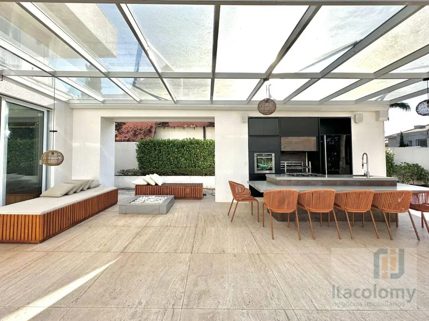 Foto 8 de Casa de Condomínio com 5 quartos à venda e para alugar, 1800m2 em Residencial Tamboré, Barueri - SP