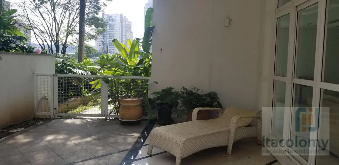 Foto 5 de Casa de Condomínio com 4 quartos para alugar, 850m2 em Barueri - SP