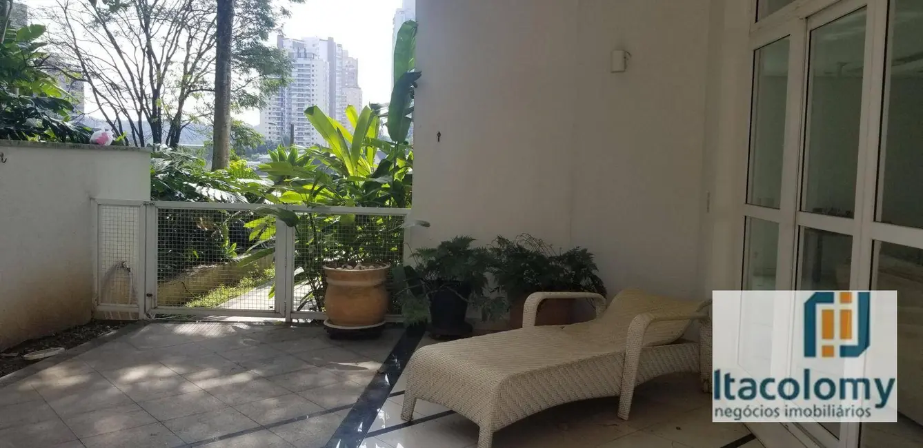 Foto 5 de Casa de Condomínio com 4 quartos para alugar, 850m2 em Barueri - SP