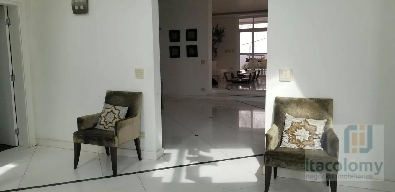 Foto 4 de Casa de Condomínio com 4 quartos para alugar, 850m2 em Barueri - SP