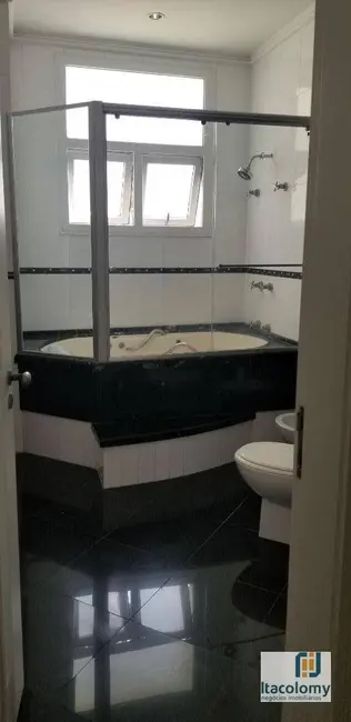 Foto 8 de Casa de Condomínio com 4 quartos para alugar, 850m2 em Barueri - SP