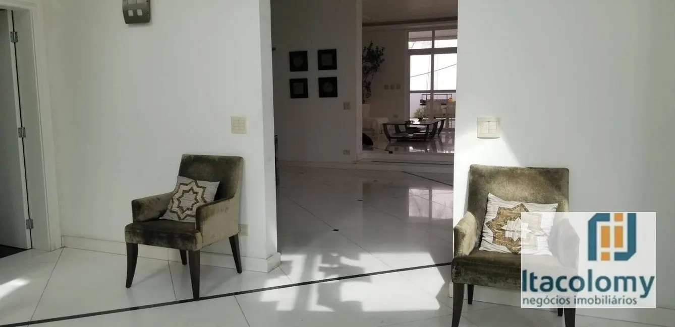 Foto 4 de Casa de Condomínio com 4 quartos para alugar, 850m2 em Barueri - SP