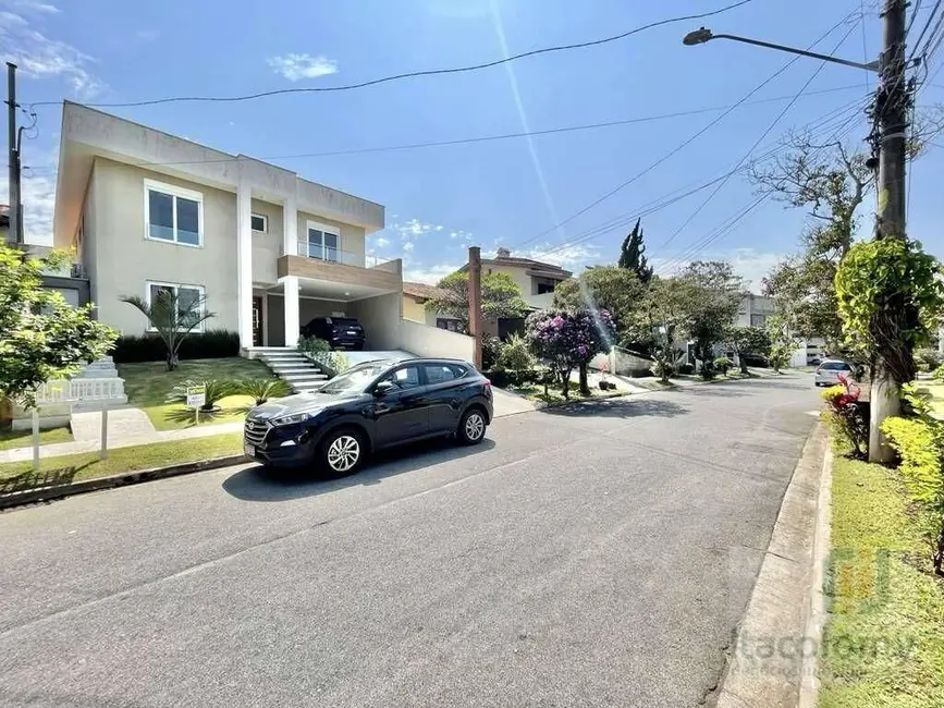 Foto 6 de Casa de Condomínio com 4 quartos à venda, 385m2 em São Paulo II, Cotia - SP