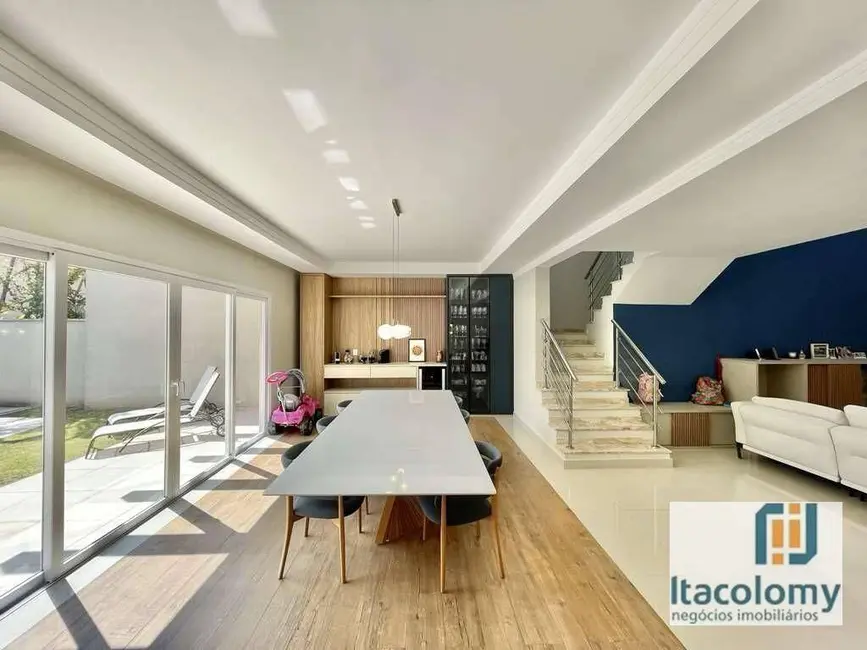 Foto 8 de Casa de Condomínio com 4 quartos à venda, 385m2 em São Paulo II, Cotia - SP