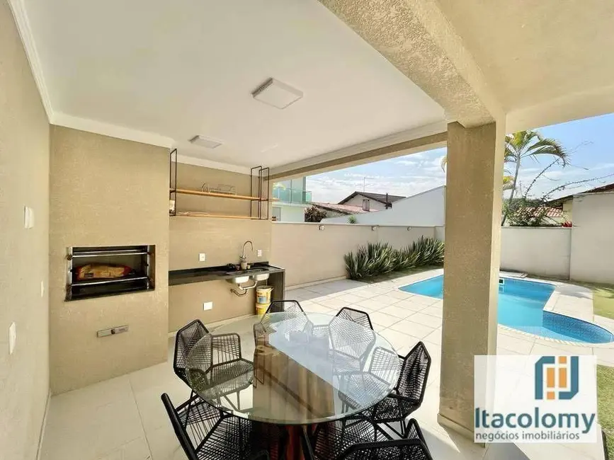 Foto 2 de Casa de Condomínio com 4 quartos à venda, 385m2 em São Paulo II, Cotia - SP