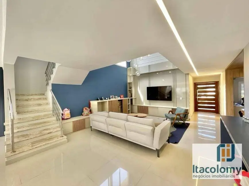 Foto 3 de Casa de Condomínio com 4 quartos à venda, 385m2 em São Paulo II, Cotia - SP