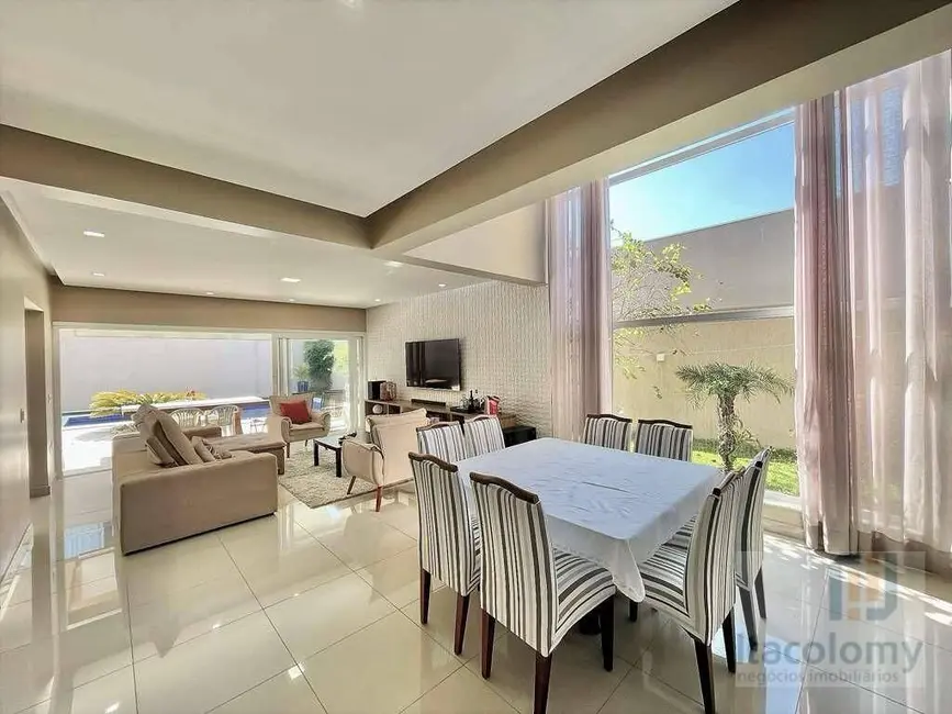 Foto 4 de Casa de Condomínio com 4 quartos à venda, 507m2 em Moinho Velho, Cotia - SP