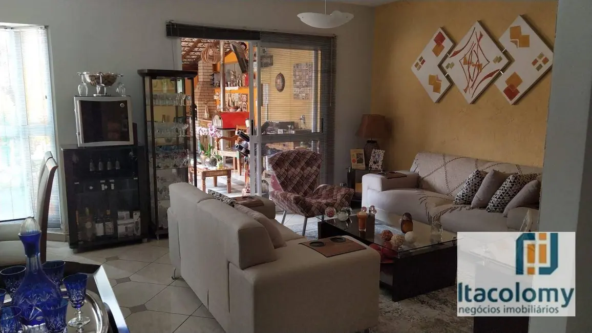 Foto 3 de Casa de Condomínio com 4 quartos à venda, 170m2 em Tamboré, Santana De Parnaiba - SP