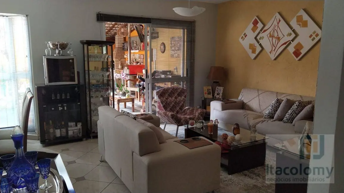 Foto 3 de Casa de Condomínio com 4 quartos à venda, 170m2 em Tamboré, Santana De Parnaiba - SP