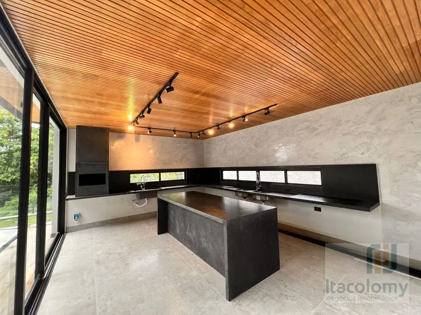 Casa de Condomínio com 3 quartos à venda, 369m2 em Sítio do Rosário, Santana De Parnaiba - SP - imagem 6 Foto 6 de Casa de Condomínio com 3 quartos à venda, 369m2 em Sítio do Rosário, Santana De Parnaiba - SP