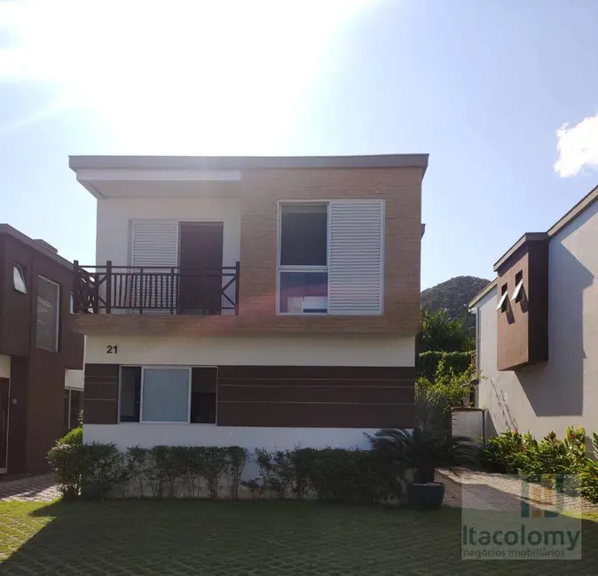 Foto 1 de Casa de Condomínio com 4 quartos à venda, 192m2 em Sao Sebastiao - SP