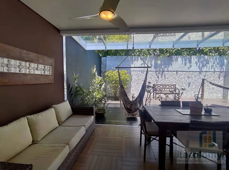 Foto 5 de Casa de Condomínio com 4 quartos à venda, 192m2 em Sao Sebastiao - SP