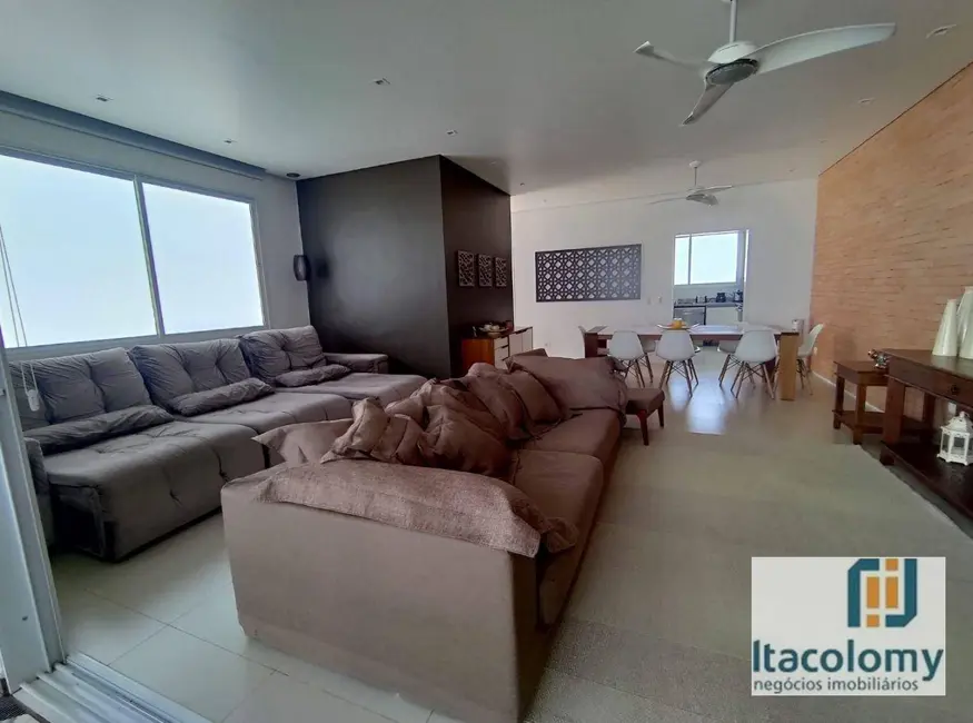 Foto 3 de Casa de Condomínio com 4 quartos à venda, 192m2 em Sao Sebastiao - SP