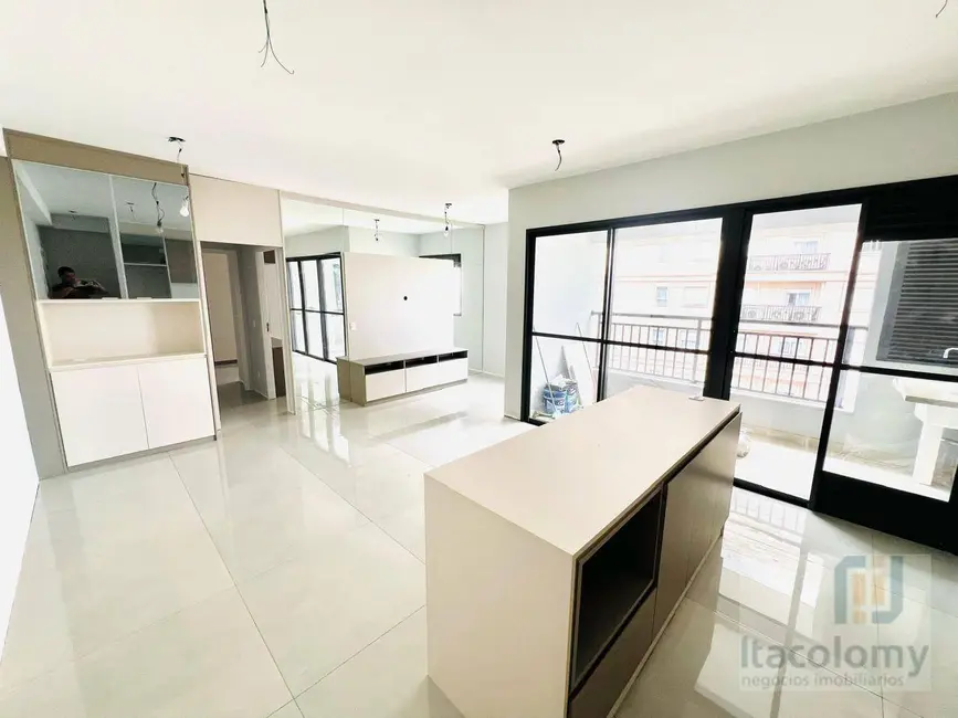 Foto 1 de Apartamento com 2 quartos à venda, 70m2 em Alphaville Empresarial, Barueri - SP