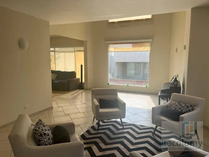 Foto 3 de Casa de Condomínio com 5 quartos à venda, 320m2 em Santana De Parnaiba - SP