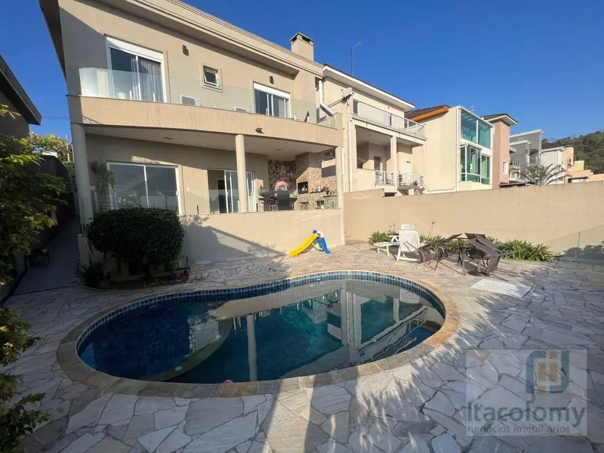 Foto 2 de Casa de Condomínio com 3 quartos à venda, 360m2 em Santana De Parnaiba - SP