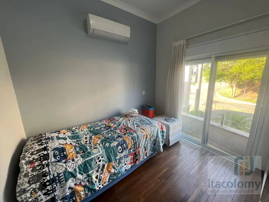 Foto 6 de Casa de Condomínio com 3 quartos à venda, 360m2 em Santana De Parnaiba - SP