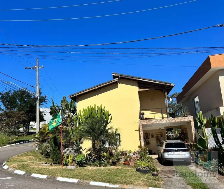 Foto 1 de Casa de Condomínio com 3 quartos à venda, 310m2 em Suru, Santana De Parnaiba - SP
