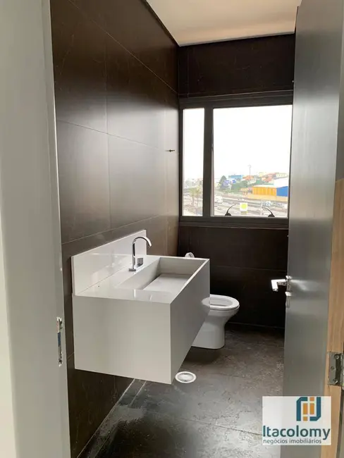 Armazém / Galpão para alugar, 15200m2 em Cumbica, Guarulhos - SP - imagem 8 Foto 8 de Armazém / Galpão para alugar, 15200m2 em Cumbica, Guarulhos - SP