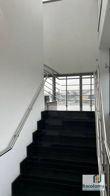 Armazém / Galpão para alugar, 15200m2 em Cumbica, Guarulhos - SP - imagem 9 Foto 9 de Armazém / Galpão para alugar, 15200m2 em Cumbica, Guarulhos - SP