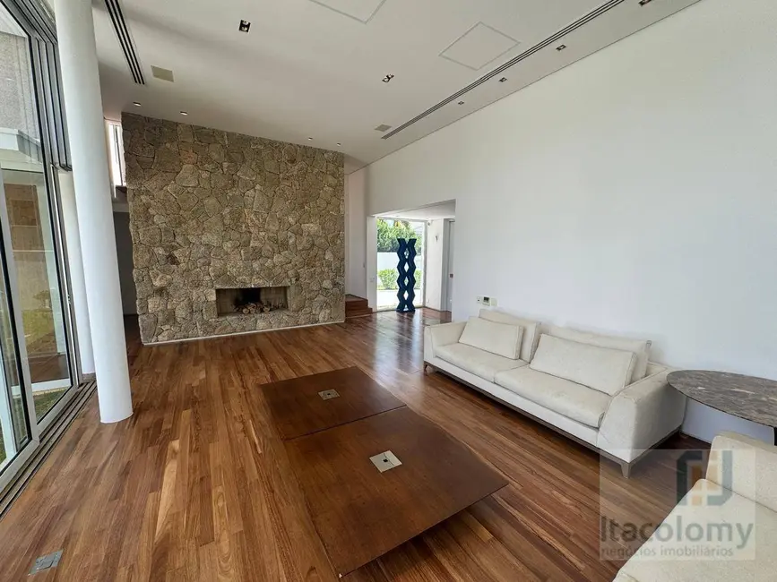 Foto 6 de Casa de Condomínio com 4 quartos para alugar, 720m2 em Tamboré, Santana De Parnaiba - SP