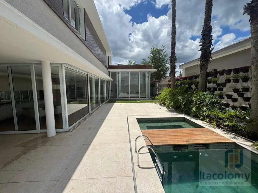 Foto 5 de Casa de Condomínio com 4 quartos para alugar, 720m2 em Tamboré, Santana De Parnaiba - SP