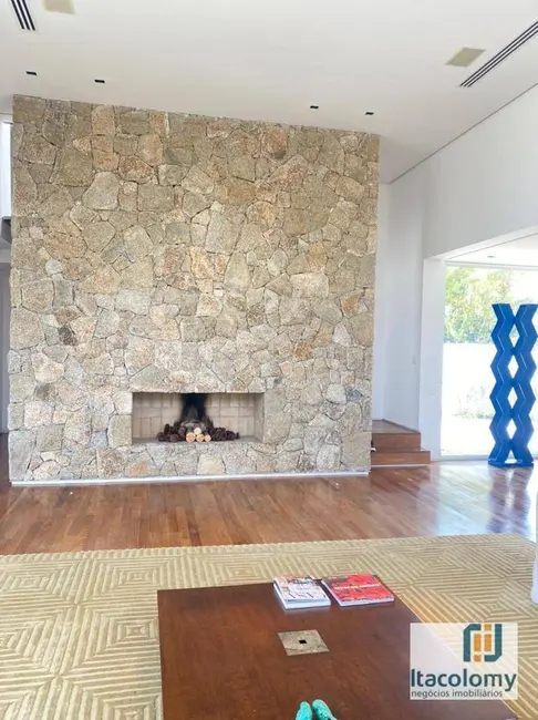 Foto 8 de Casa de Condomínio com 4 quartos para alugar, 720m2 em Tamboré, Santana De Parnaiba - SP