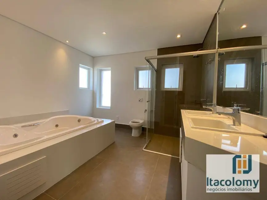 Foto 6 de Casa de Condomínio com 4 quartos à venda e para alugar, 650m2 em Barueri - SP