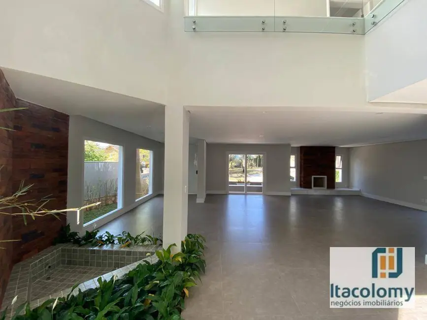 Foto 4 de Casa de Condomínio com 4 quartos à venda e para alugar, 650m2 em Barueri - SP