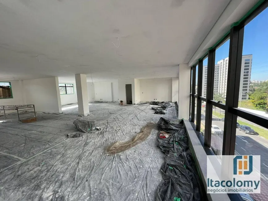 Foto 2 de Loja para alugar, 165m2 em Tamboré, Santana De Parnaiba - SP