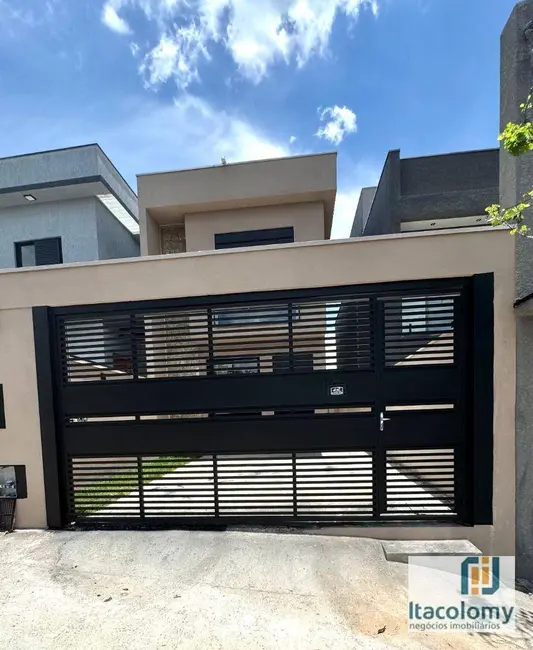 Foto 1 de Casa de Condomínio com 3 quartos à venda, 150m2 em Santana De Parnaiba - SP