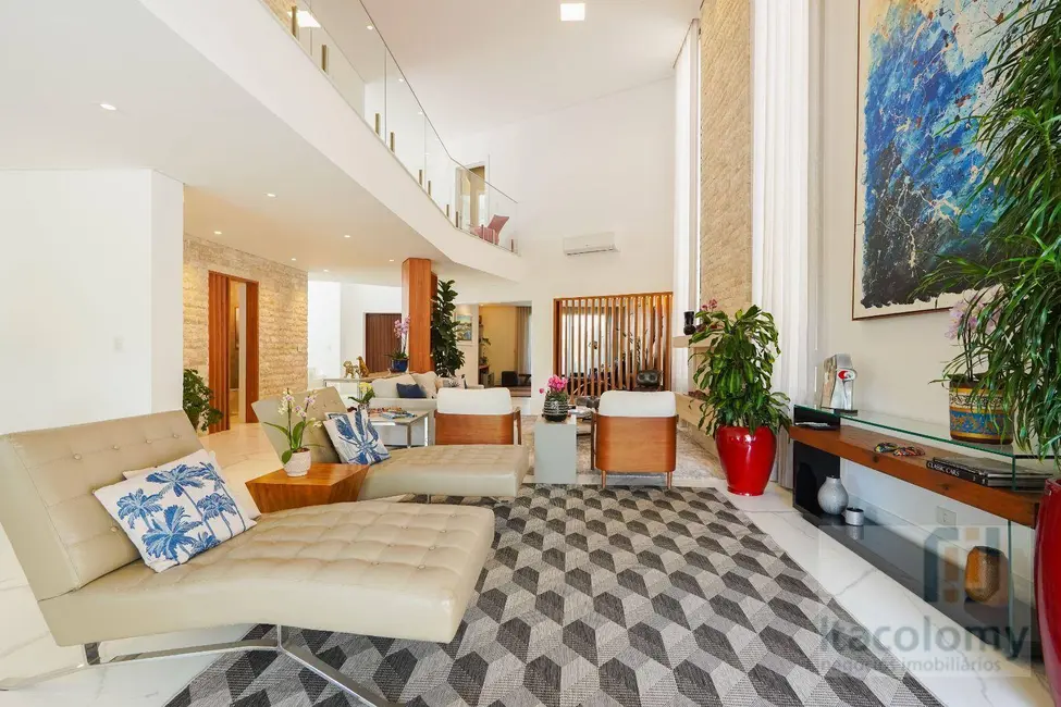 Casa de Condomínio com 4 quartos à venda, 640m2 em Barueri - SP - imagem 5 Foto 5 de Casa de Condomínio com 4 quartos à venda, 640m2 em Barueri - SP