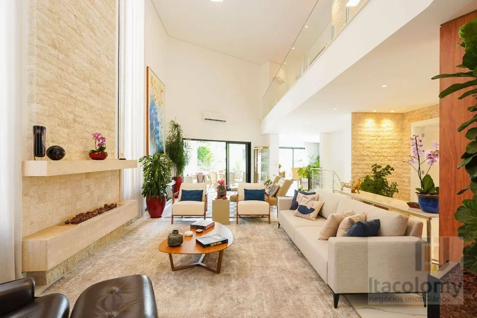 Casa de Condomínio com 4 quartos à venda, 640m2 em Barueri - SP - imagem 3 Foto 3 de Casa de Condomínio com 4 quartos à venda, 640m2 em Barueri - SP