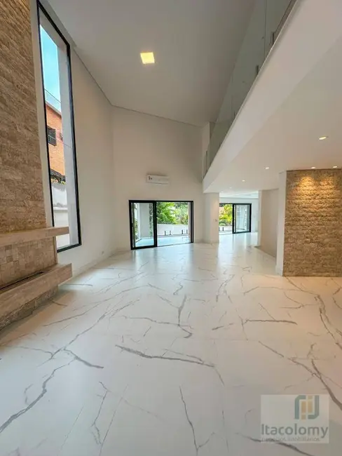 Foto 5 de Casa de Condomínio com 4 quartos à venda, 640m2 em Barueri - SP