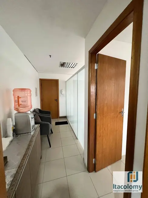 Foto 3 de Sala Comercial à venda, 32m2 em Vila Osasco, Osasco - SP