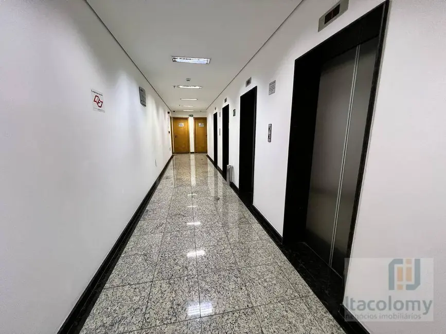 Foto 9 de Sala Comercial à venda, 32m2 em Vila Osasco, Osasco - SP