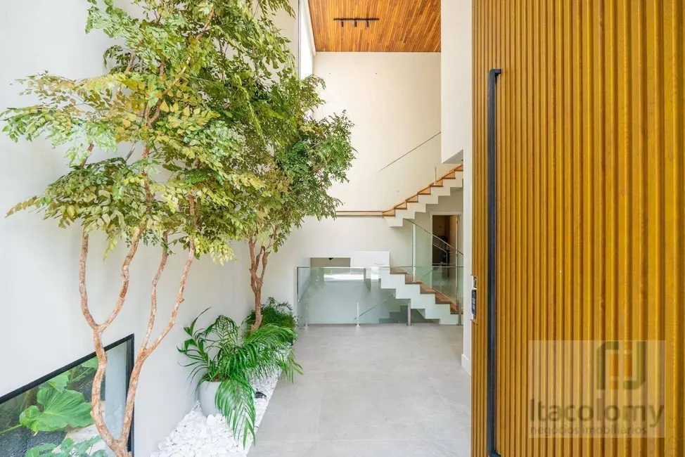 Foto 3 de Casa de Condomínio com 4 quartos à venda, 490m2 em Santana De Parnaiba - SP