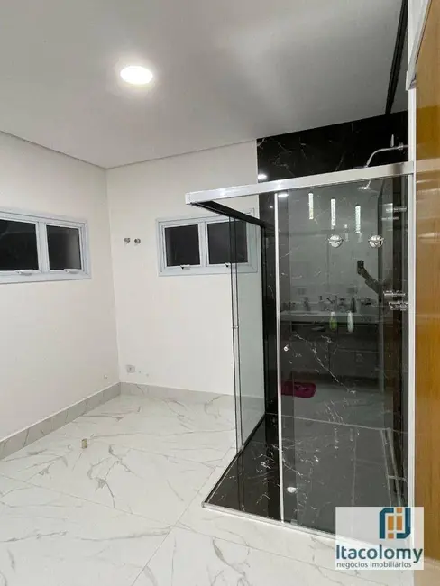Foto 9 de Casa de Condomínio com 4 quartos à venda, 310m2 em Sítio do Morro, Santana De Parnaiba - SP