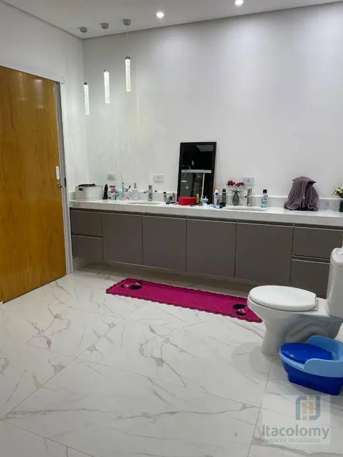 Foto 6 de Casa de Condomínio com 4 quartos à venda, 310m2 em Sítio do Morro, Santana De Parnaiba - SP