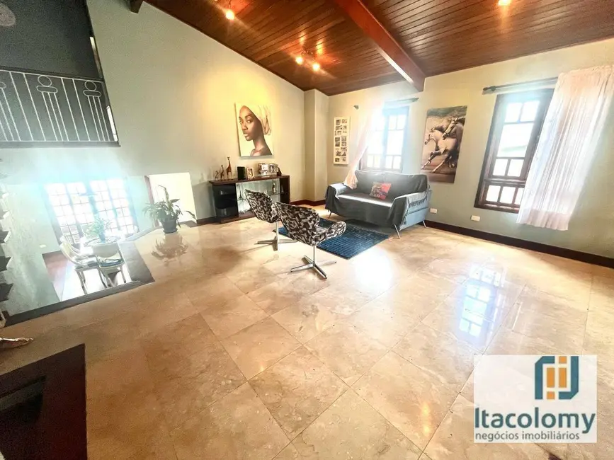 Casa de Condomínio com 3 quartos à venda, 404m2 em Santana De Parnaiba - SP - imagem 3 Foto 3 de Casa de Condomínio com 3 quartos à venda, 404m2 em Santana De Parnaiba - SP