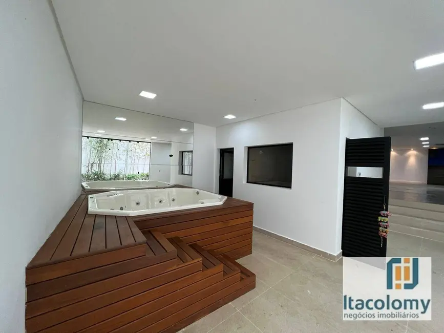 Casa de Condomínio com 5 quartos à venda, 730m2 em Alphaville Conde II, Barueri - SP - imagem 8 Foto 8 de Casa de Condomínio com 5 quartos à venda, 730m2 em Alphaville Conde II, Barueri - SP