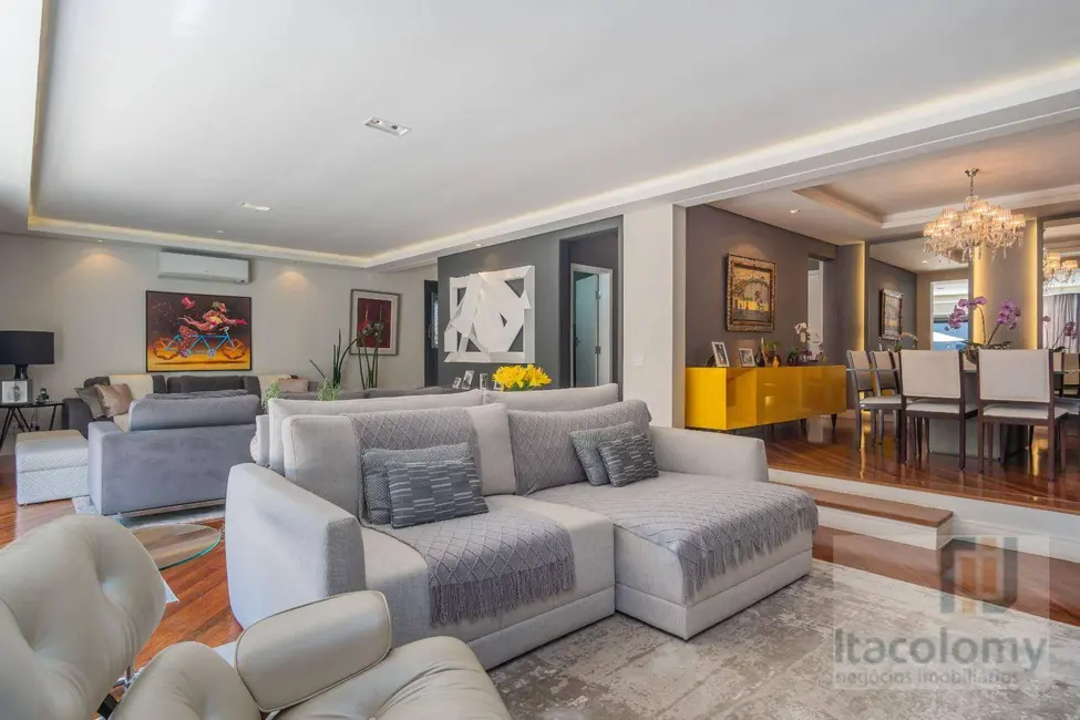 Foto 4 de Casa com 5 quartos à venda, 606m2 em Pacaembu, São Paulo - SP