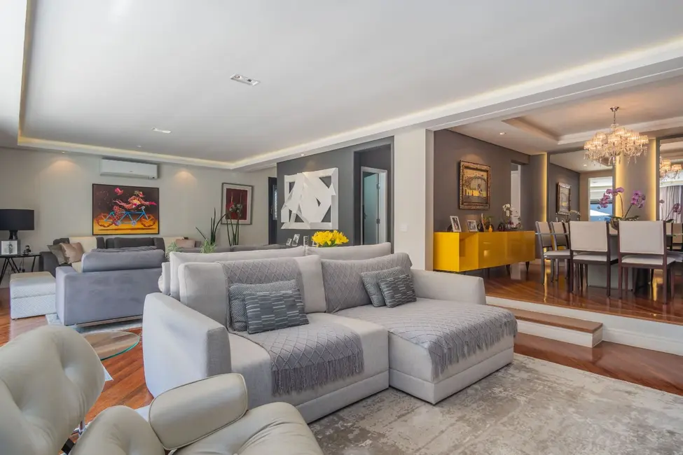 Foto 4 de Casa com 5 quartos à venda, 606m2 em Pacaembu, São Paulo - SP