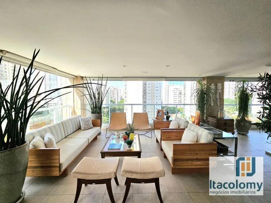 Apartamento com 3 quartos à venda, 385m2 em Campo Belo, São Paulo - SP - imagem 9 Foto 9 de Apartamento com 3 quartos à venda, 385m2 em Campo Belo, São Paulo - SP