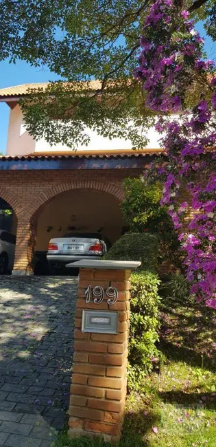 Casa de Condomínio com 3 quartos à venda, 582m2 em Barueri - SP - imagem 1 Foto 1 de Casa de Condomínio com 3 quartos à venda, 582m2 em Barueri - SP