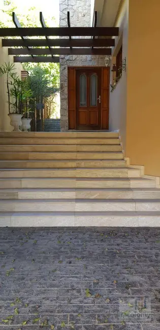 Casa de Condomínio com 3 quartos à venda, 582m2 em Barueri - SP - imagem 5 Foto 5 de Casa de Condomínio com 3 quartos à venda, 582m2 em Barueri - SP