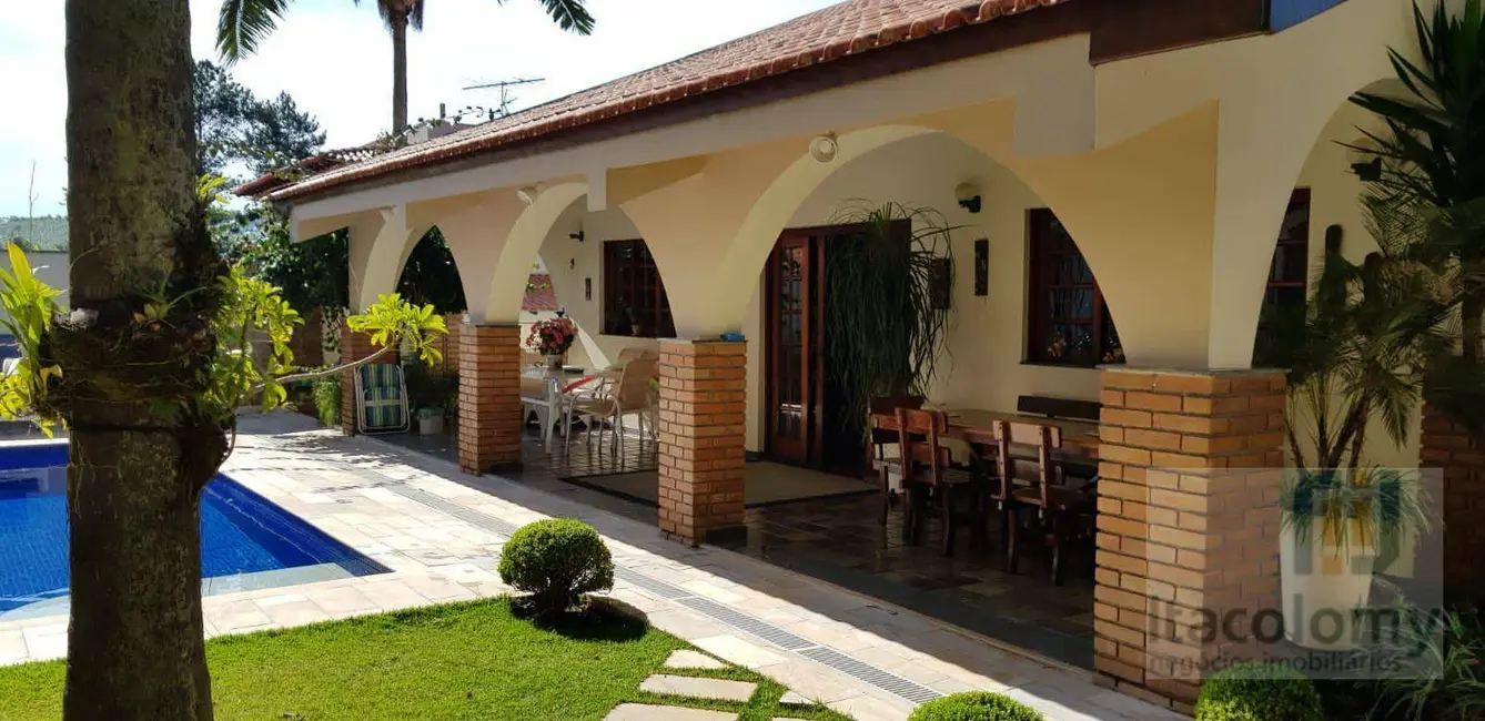 Foto 2 de Casa de Condomínio com 3 quartos à venda, 582m2 em Barueri - SP