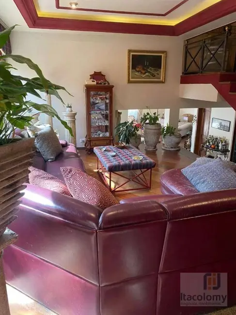 Casa de Condomínio com 4 quartos à venda, 560m2 em Barueri - SP - imagem 2 Foto 2 de Casa de Condomínio com 4 quartos à venda, 560m2 em Barueri - SP